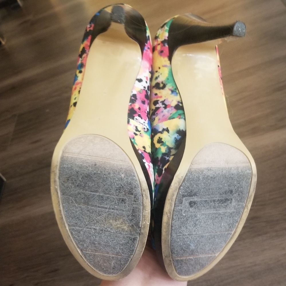 Paint Splatter Peeptoe Shoes - Picture 9 of 10